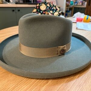 Goorin Bros Colonial Pierce Olive Hat